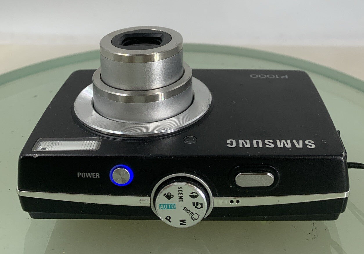 Samsung COMPACT DIGITAL CAMERA P1000 10.2MP BLACK WITH WIRE TESTED - 5487