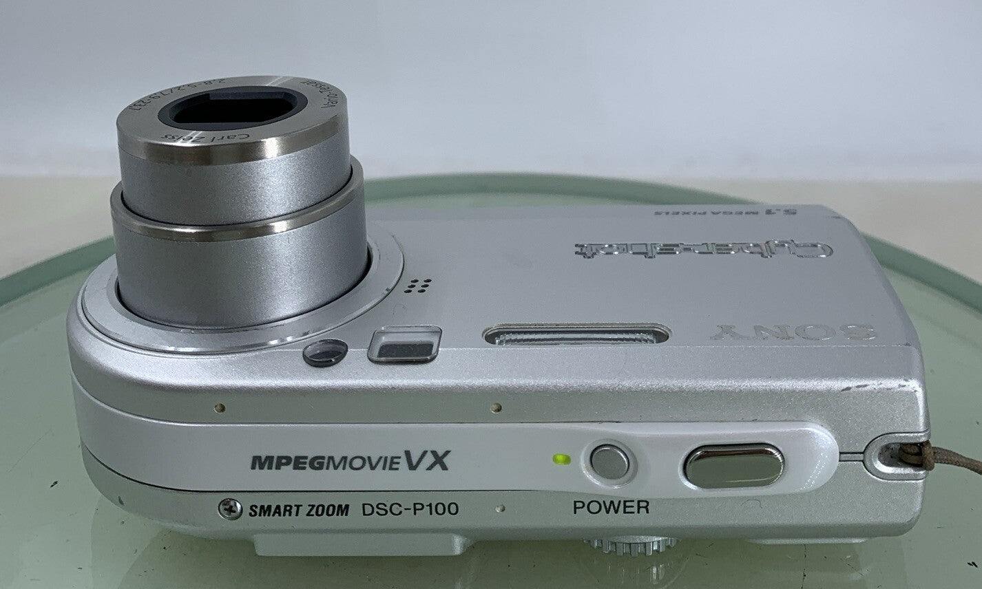 Sony Cyber Shot DSC-P100 5.1 MP SILVER + CHARGER + COVER NO CARD TESTED - 6747