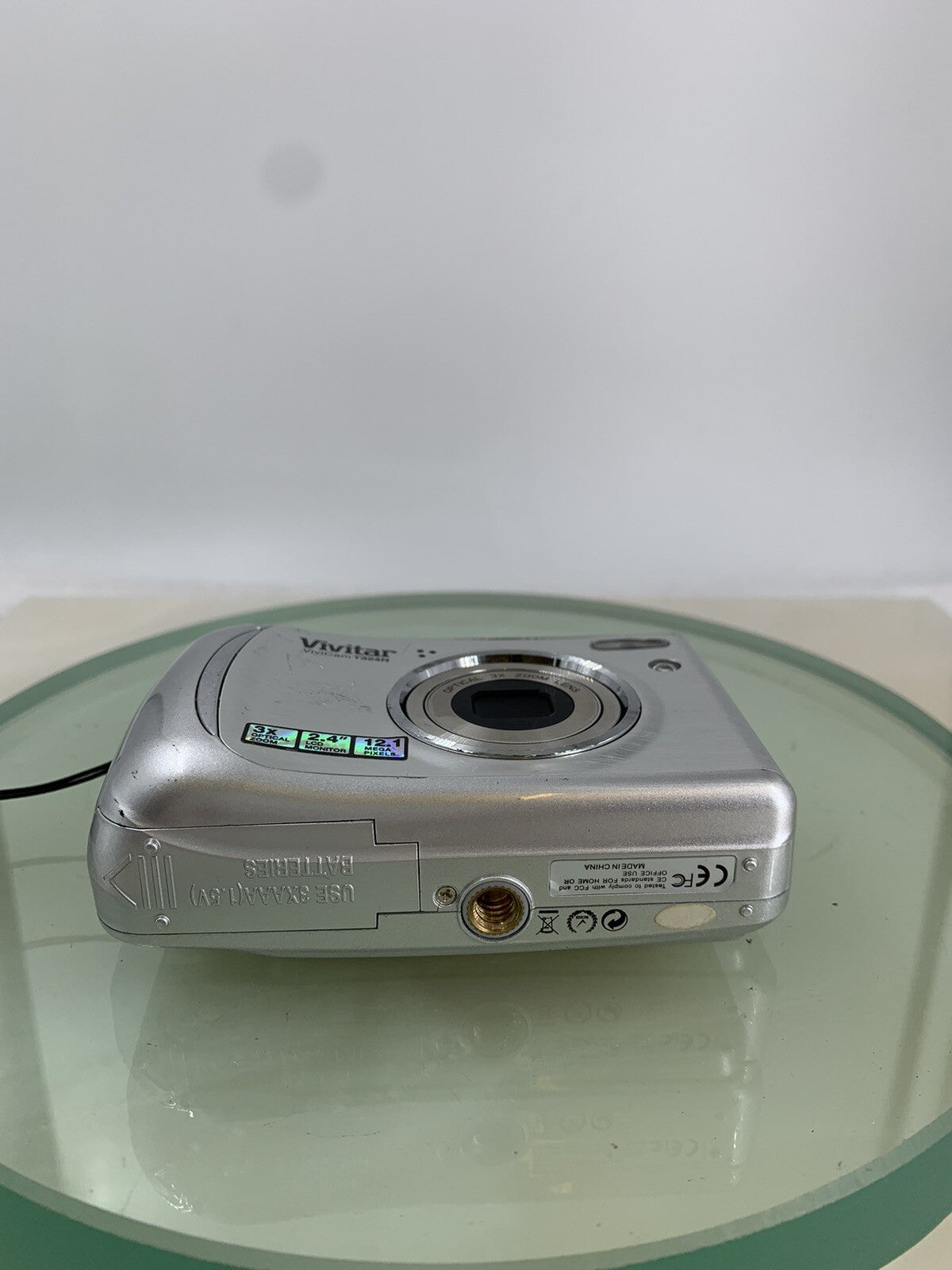 Vivitar Vivicam T324N 12.1MP Compact Digital Camera SILVER NO CARD TESTED - 8196
