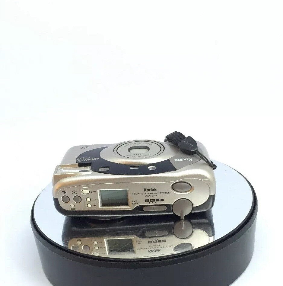 KODAK ADVANTIX F600 QUARTZ DATE~PANORAMA APS FILM CAMERA WITH 30-60MM LENS #3374