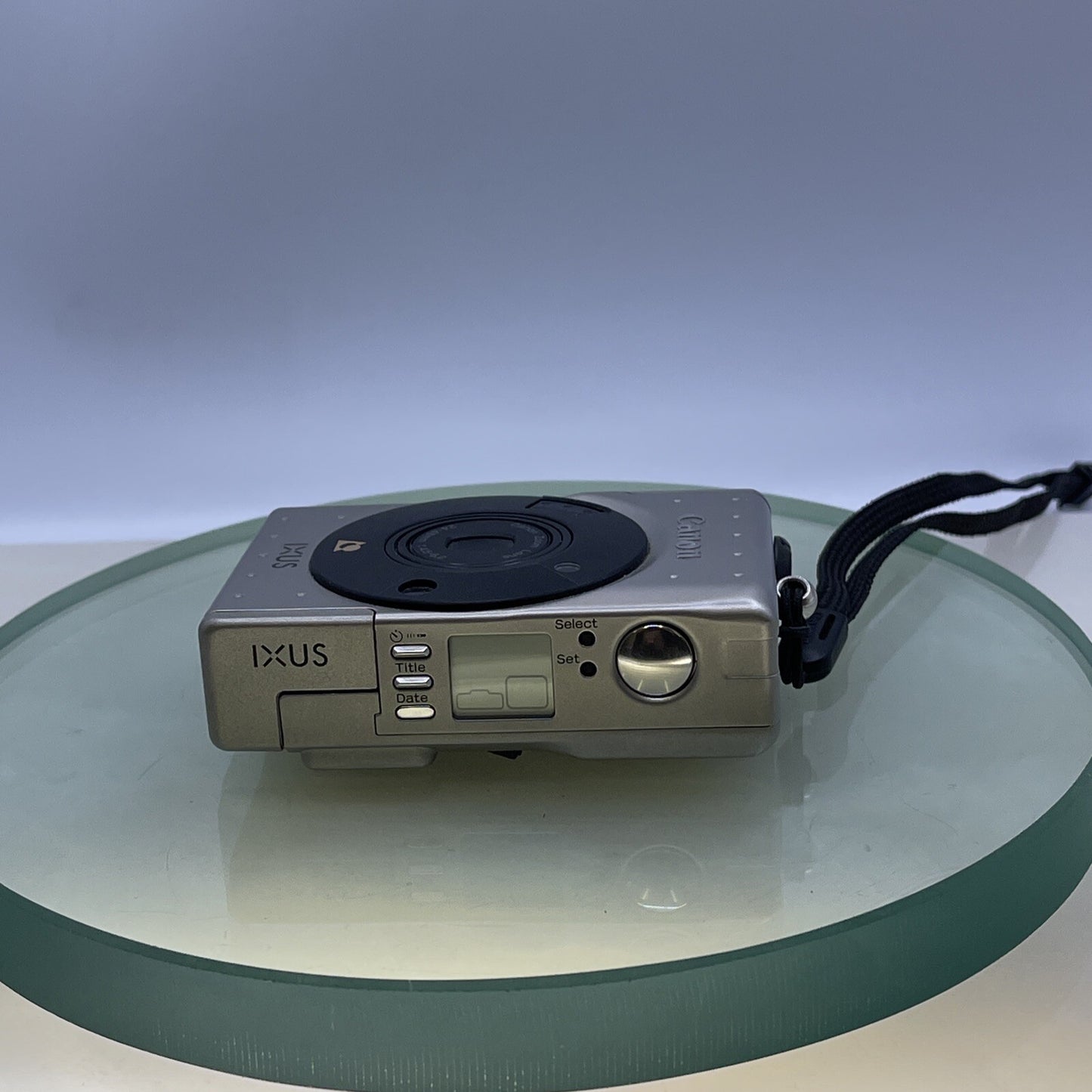 Canon IXUS Compact Digital Camera Silver Cased Instructions TESTED++ VGC#5947