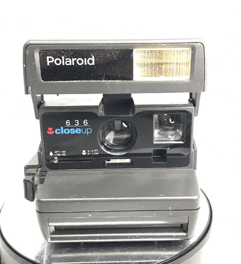 Polaroid 636 Close Up Instant Camera In Good Condition , Boxed , Great /1095