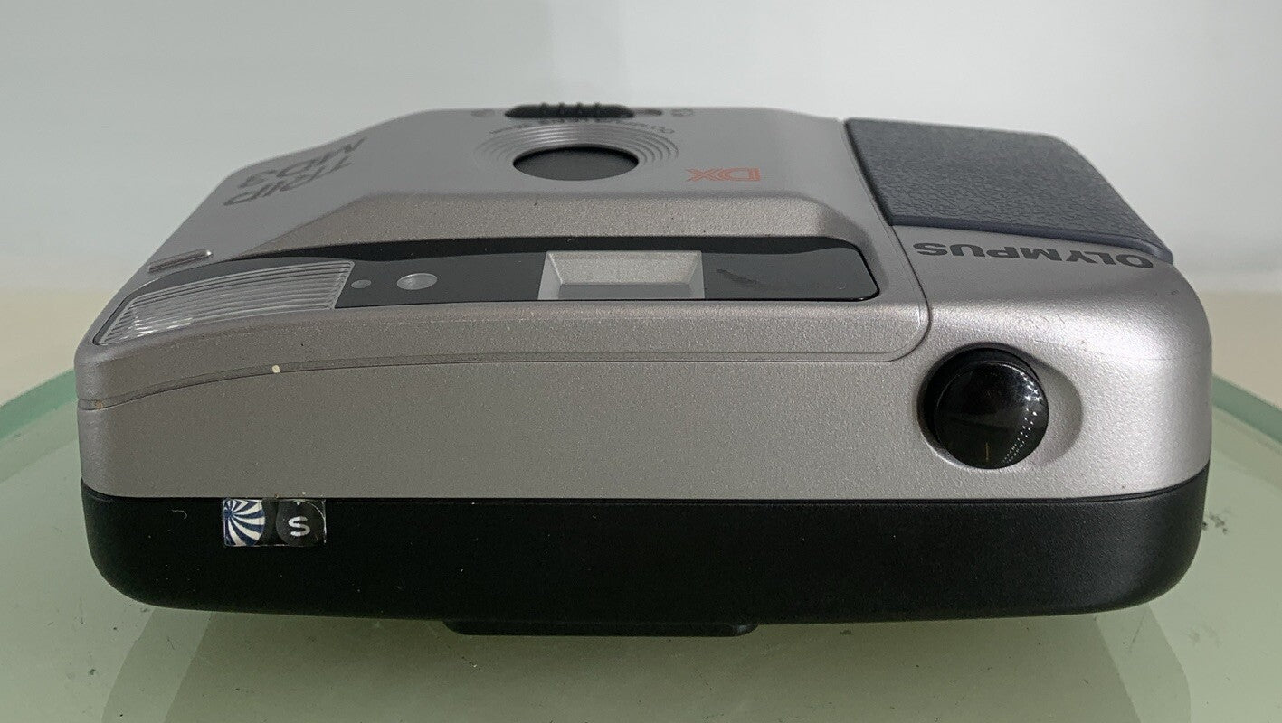 Olympus Trip MD3 35mm Film Point and Shoot Camera SILVER NOBATTERY TESTED - 8167