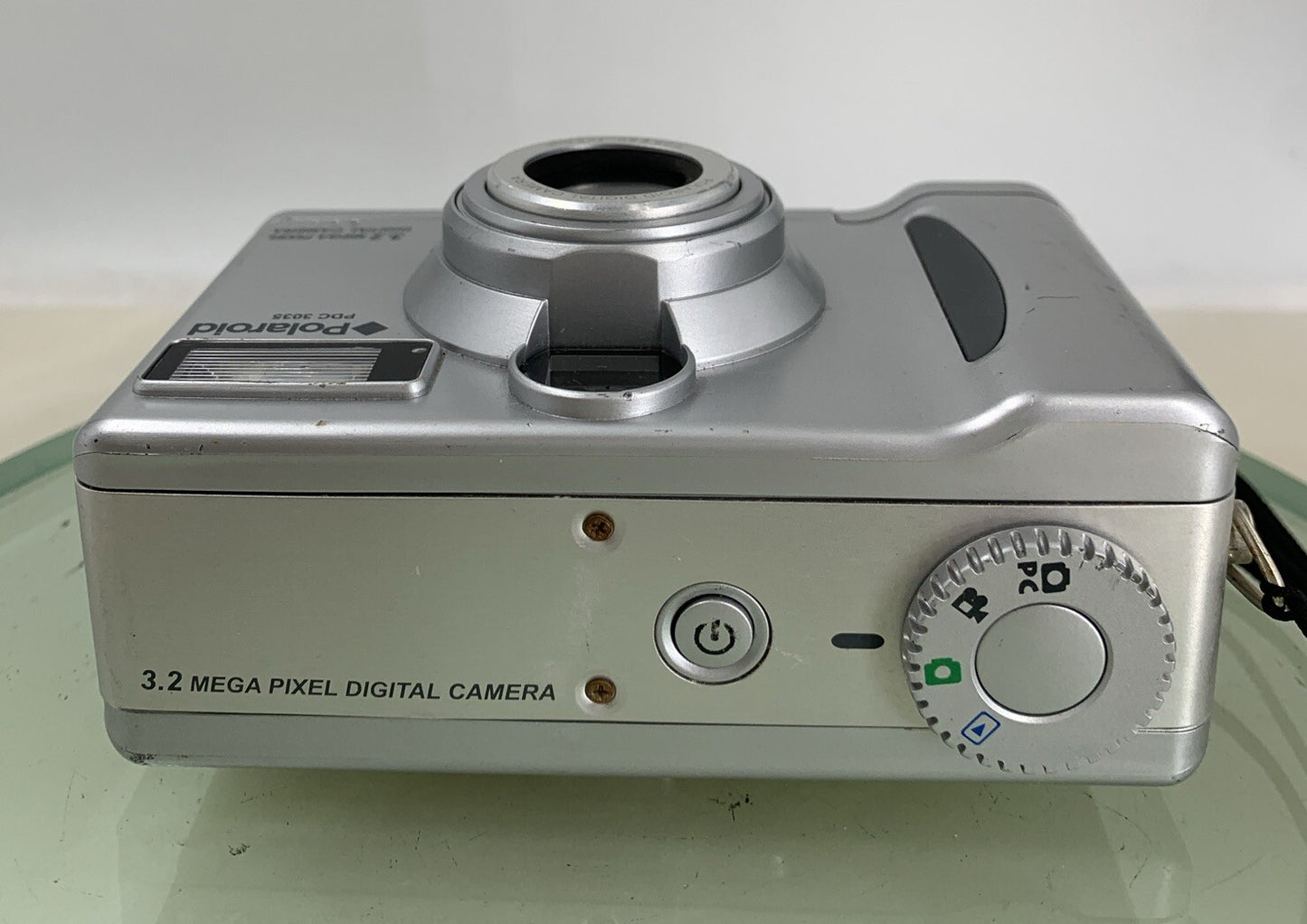 Polaroid COMPACT DIGITAL CAMERA PDC 3035 3.2MP NO CHARGER SILVER TESTED - 1327
