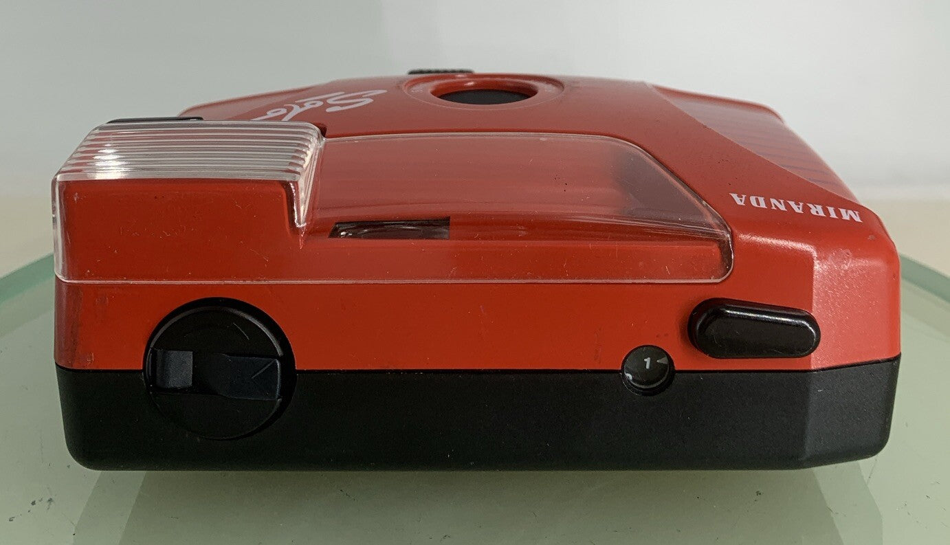 Miranda Solo Compact Camera 35mm Point And Shoot Red Film CAMERA TESTED - 7277