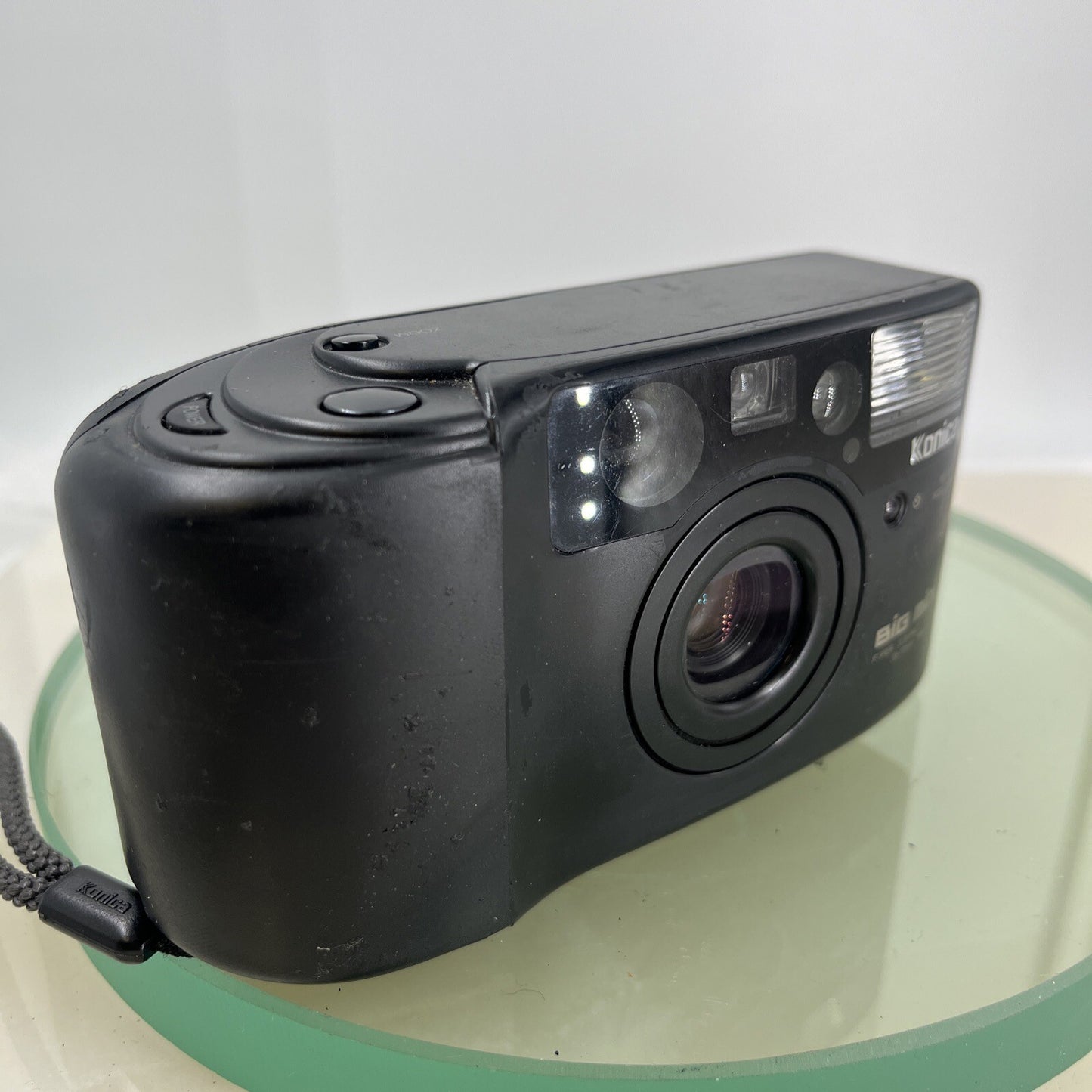 Konica Big Mini BM-311Z 35mm Film Point and Shoot Camera TURN ON BUT NOT WORK4129