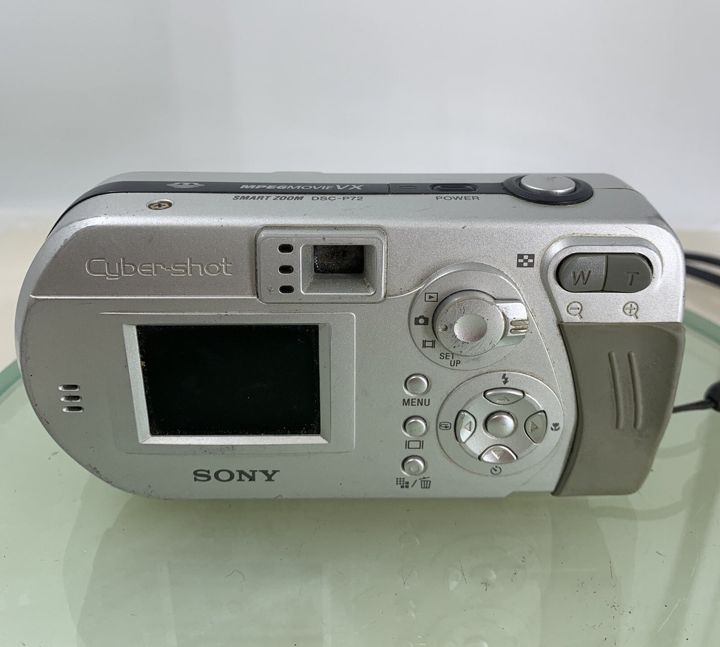 Sony Cybershot SMART ZOOM camera DSC-P72 3.2 MEGAPIXELS NO SD CARD - TESTED- 8404