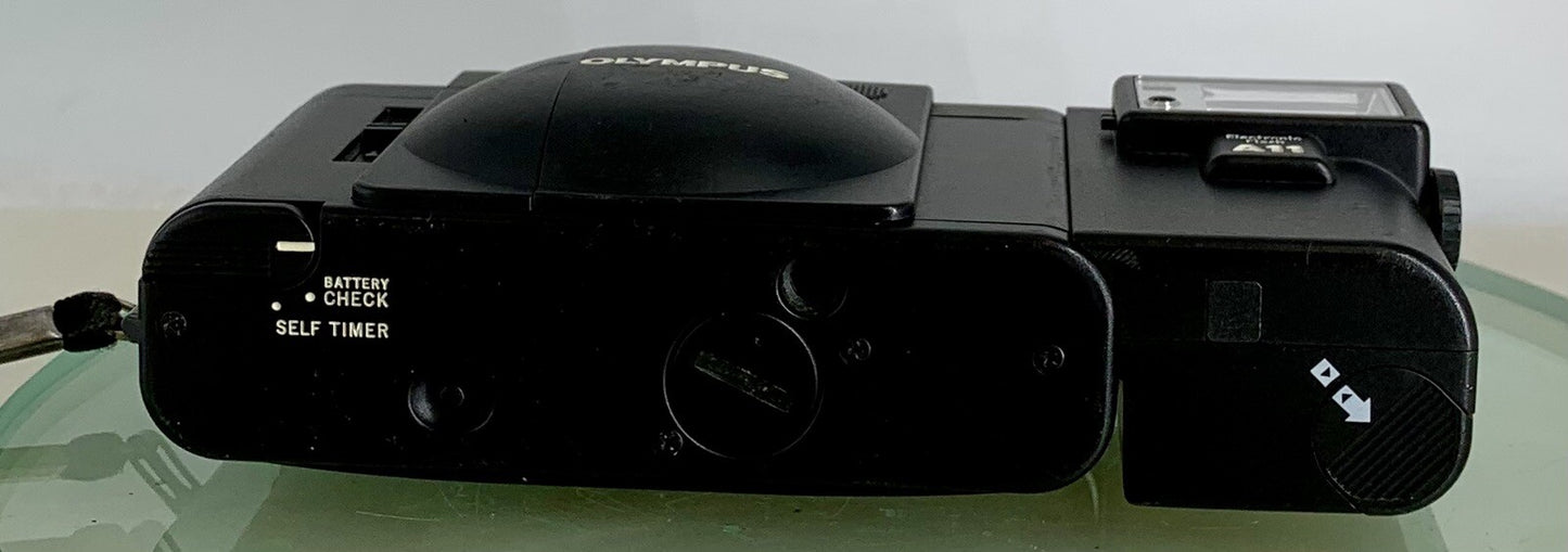 OLYMPUS XA2 Electronic Flash A11 D.ZUIKO 35mm f3.5 TESTED POINT & SHOOT CAMERA8