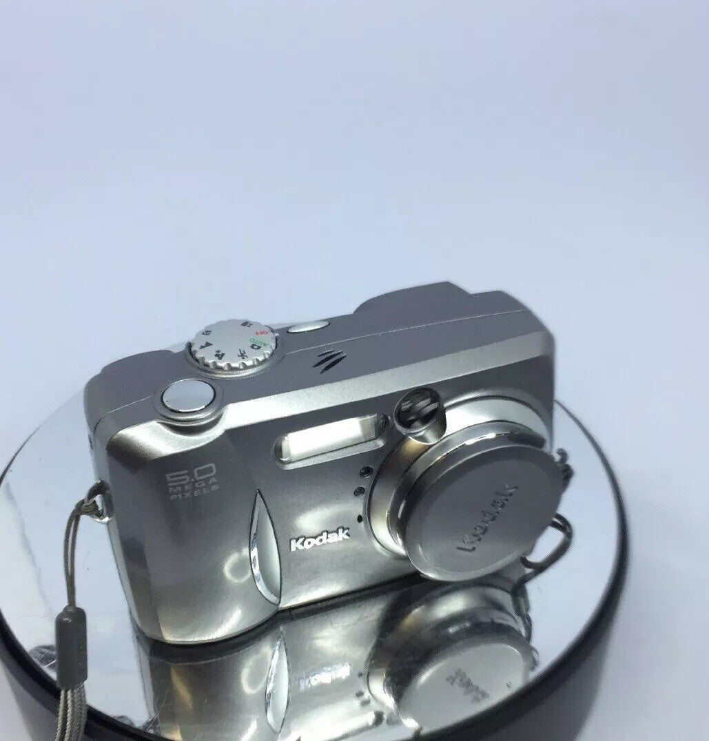 Kodak EASYSHARE DX4530 5.0MP Digital Camera-TESTED Cased Good condition #6995