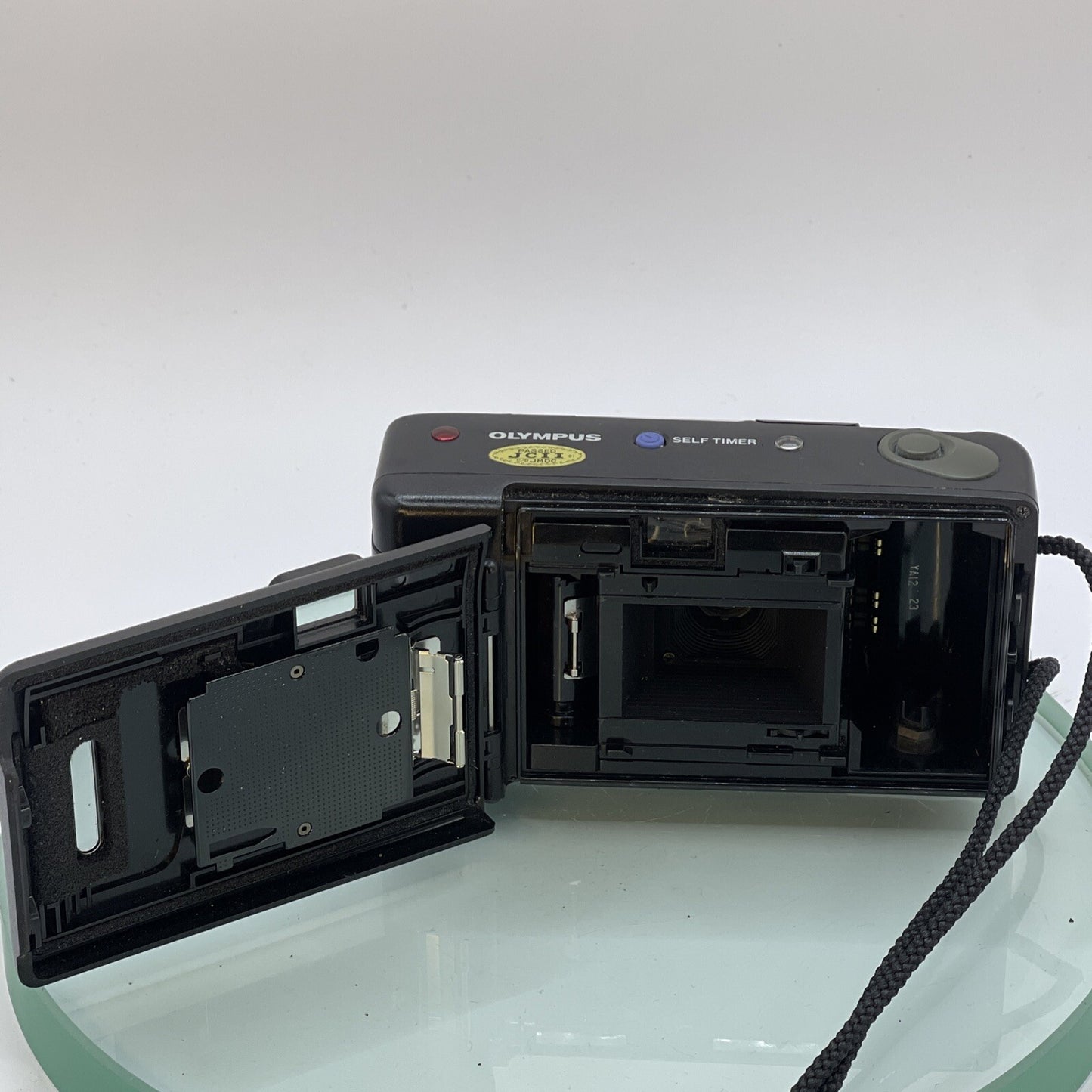 RARE Olympus AF-10 point and shoot camera (Mju II/Stylus Epic predecessor) 3747