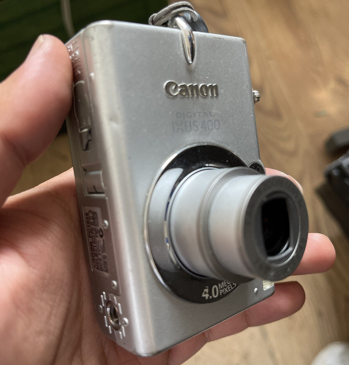 Canon IXUS 400 4.0 Mega Pixels PC1038 Silver Lens Error Nocharger Nobattery #54412