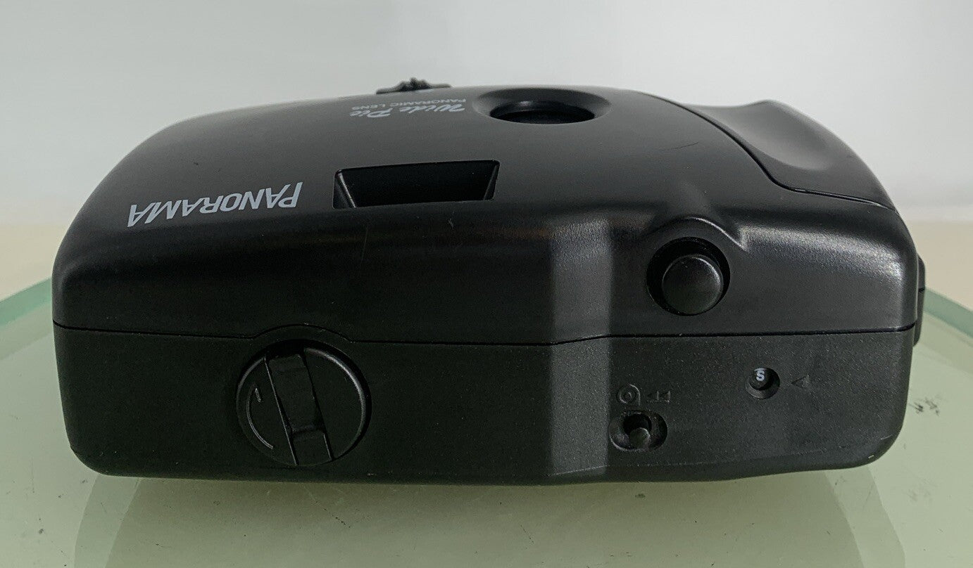 Panorama Wide Pic 35mm Film Point and Shoot Camera BLACK CLEAN TESTED - 7737