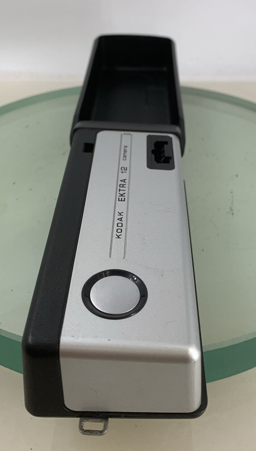 KODAK EXTRA 12 FILM CAMERA POINT AND SHOOT BLACK & SILVER PERFECTLY TESTED - 3555