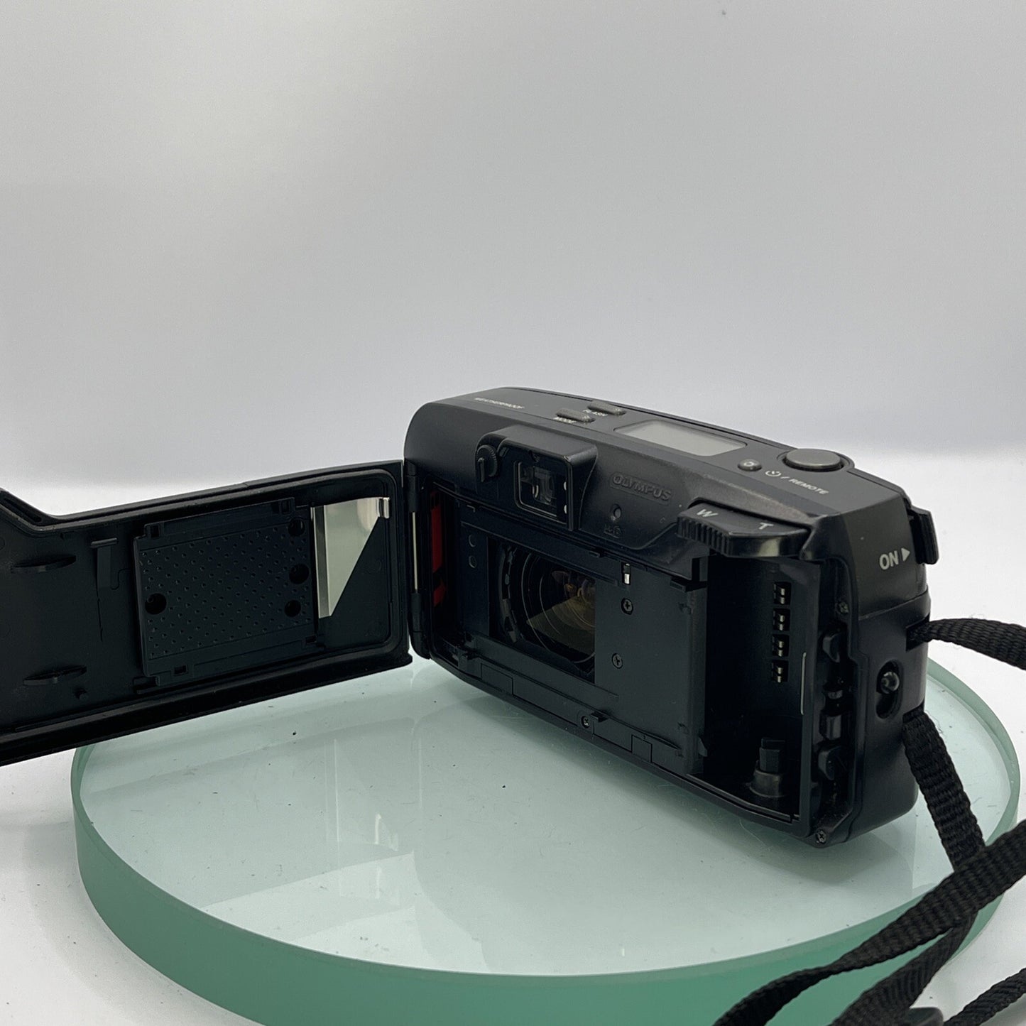 Olympus Superzoom 120 35mm Film Camera Quartz Date in excellent condition+case535