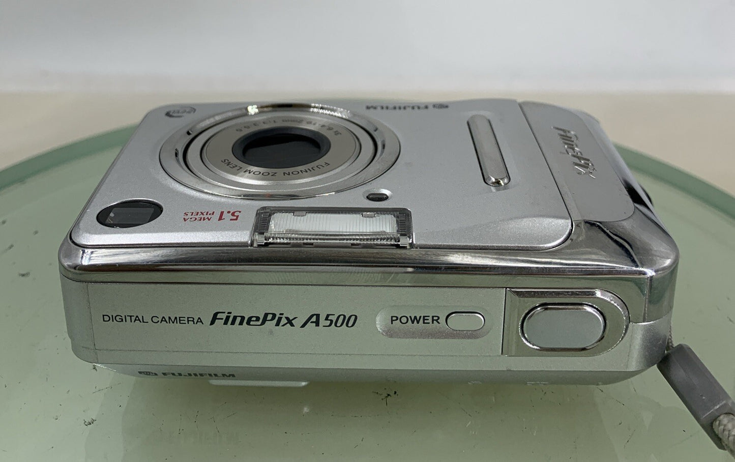 Fujifilm FINEPIX DIGITAL CAMERA A500 5.1MP NO SD CARD SILVER TESTED - 357