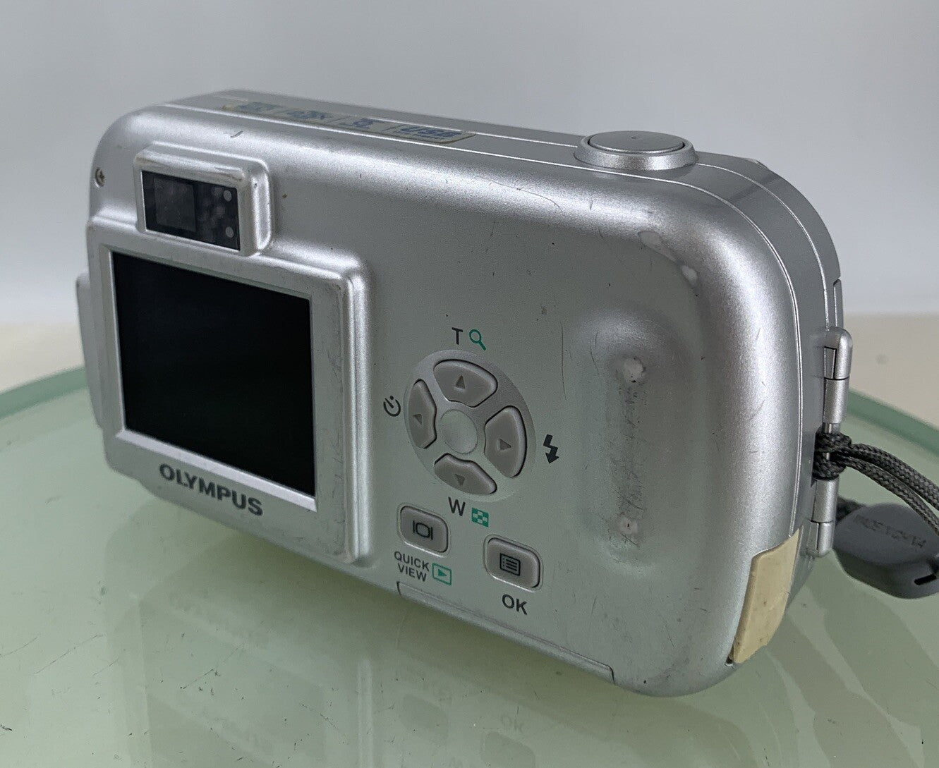 Olympus Camedia C-150 2.0MP-COMPACT DIGITAL CAMERA SILVER - TESTED - 2417
