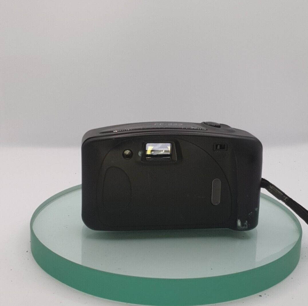 Samsung FF-222 Focus Free Auto Flash Film Camera 35mm Red-Eye Reduction #9823