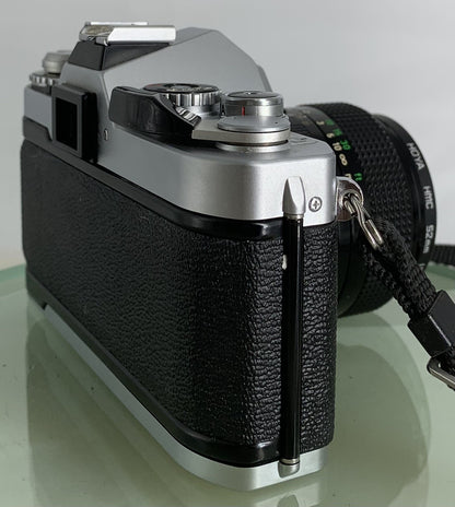 Canon AV-1 SLR 35mm Film Camera With a Canon 50mm 1.8 Lens + Battery Grip TESTED3