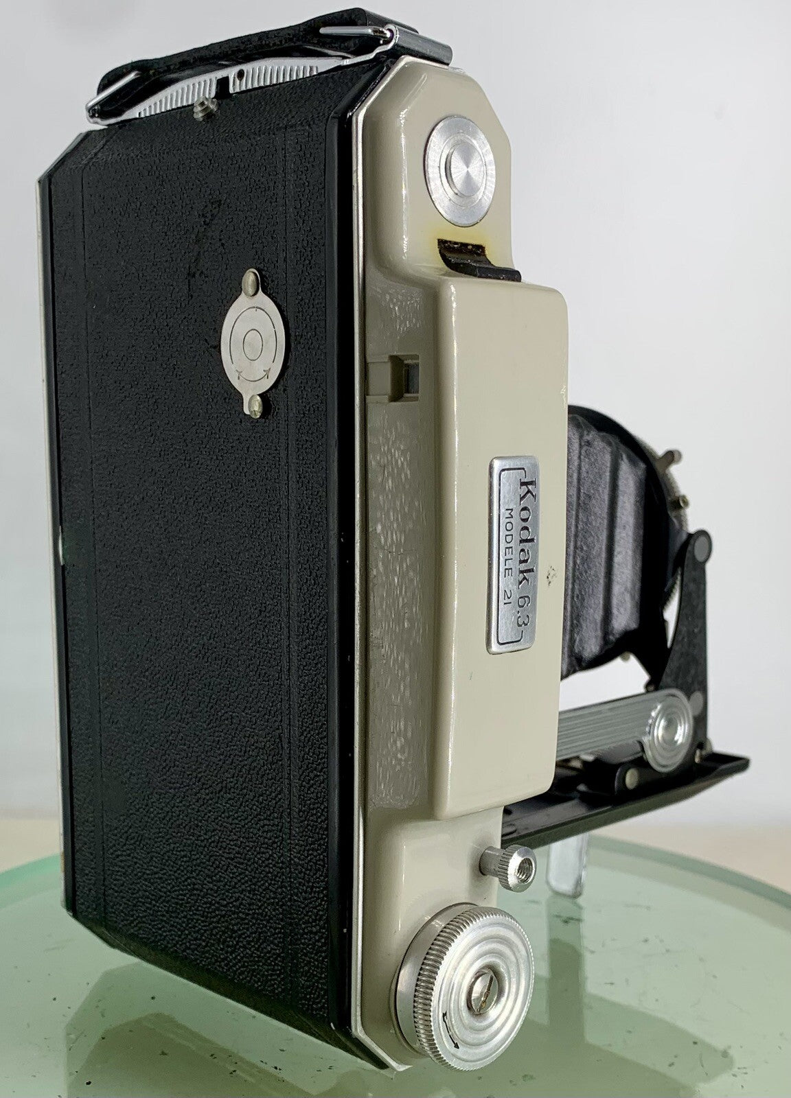 Kodak 6.3 Model 21 with 105mm 1:6.3 Angieux Anastigmat + CASE, TESTED #424