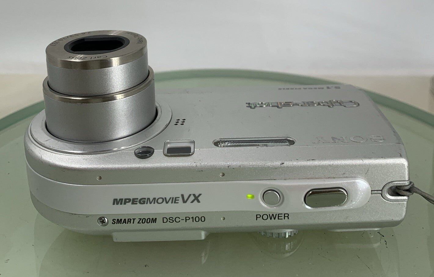 Sony Cyber Shot DSC-P100 5.1 Megapixel DIGITAL CAMERA WITH CHARGER TESTED - 4467