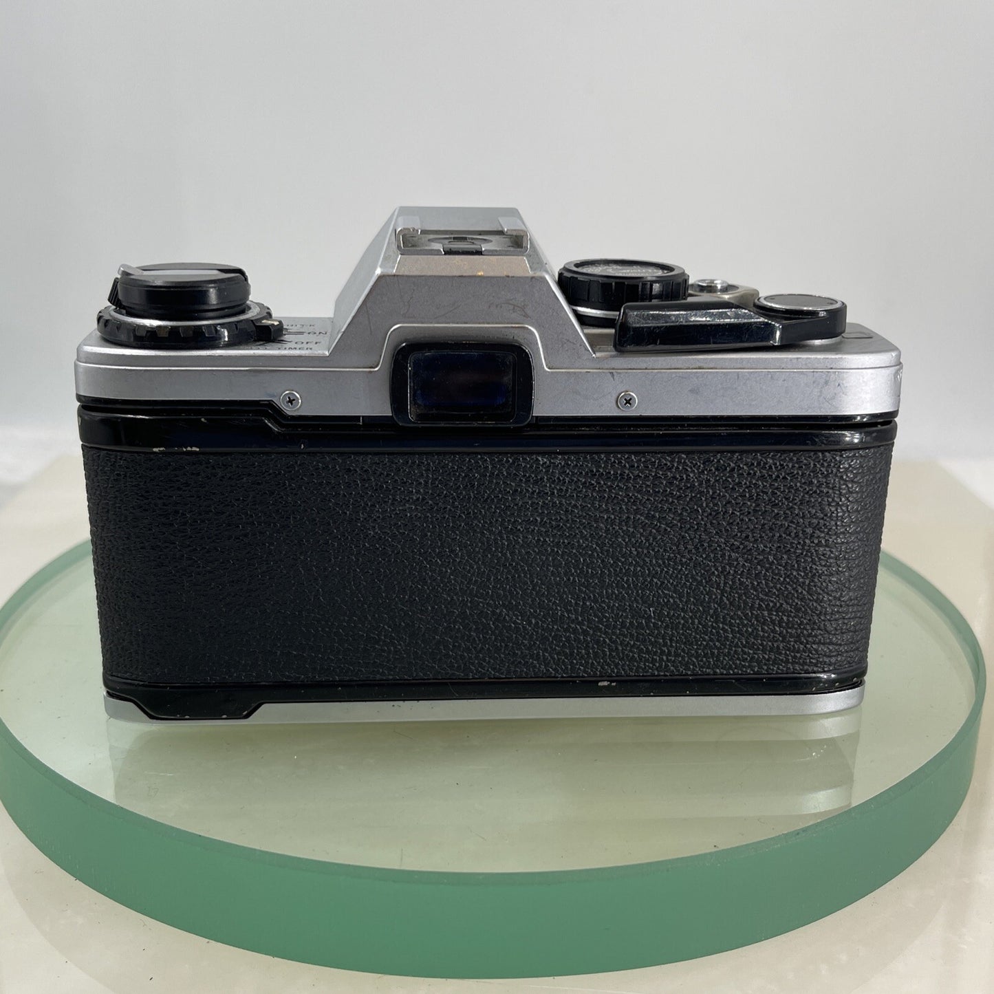 Olympus OM10 35mm SLR Film Camera + Vivitar 28mm 1:2.8 MC  Lens/ WORKING #6114