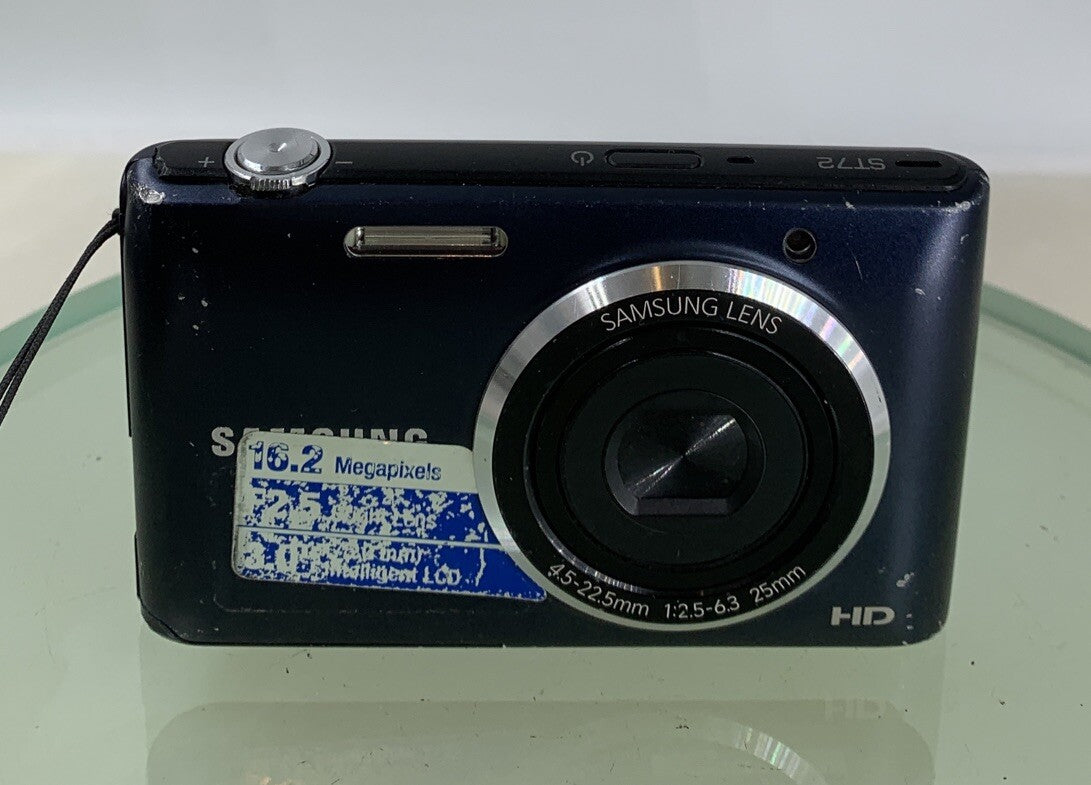 Samsung Digital Camera ST72 Blue + 16GB Memory Card AND WIRE- Tested - 9861