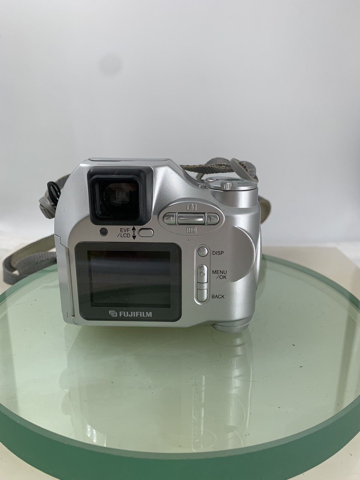 FujiFilm FinePix FUJIFILM 2800 Z Digital Camera SILVER+128MB CARD TESTED - 1763