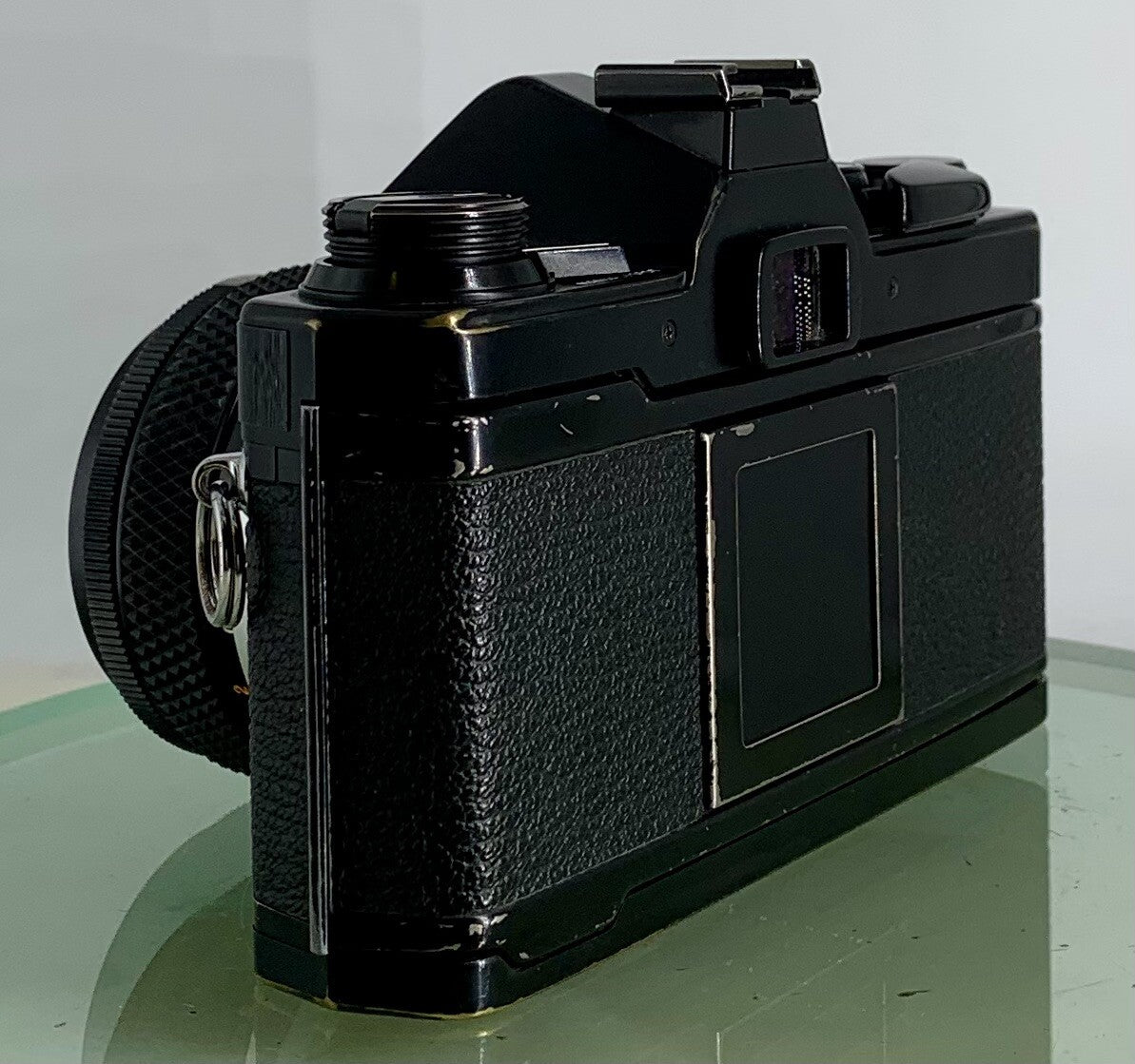 Olympus OM-2 Spot / Program SLR Camera+Olympus Zuiko  50mm f1.8 TESTED+ BOOK#3555