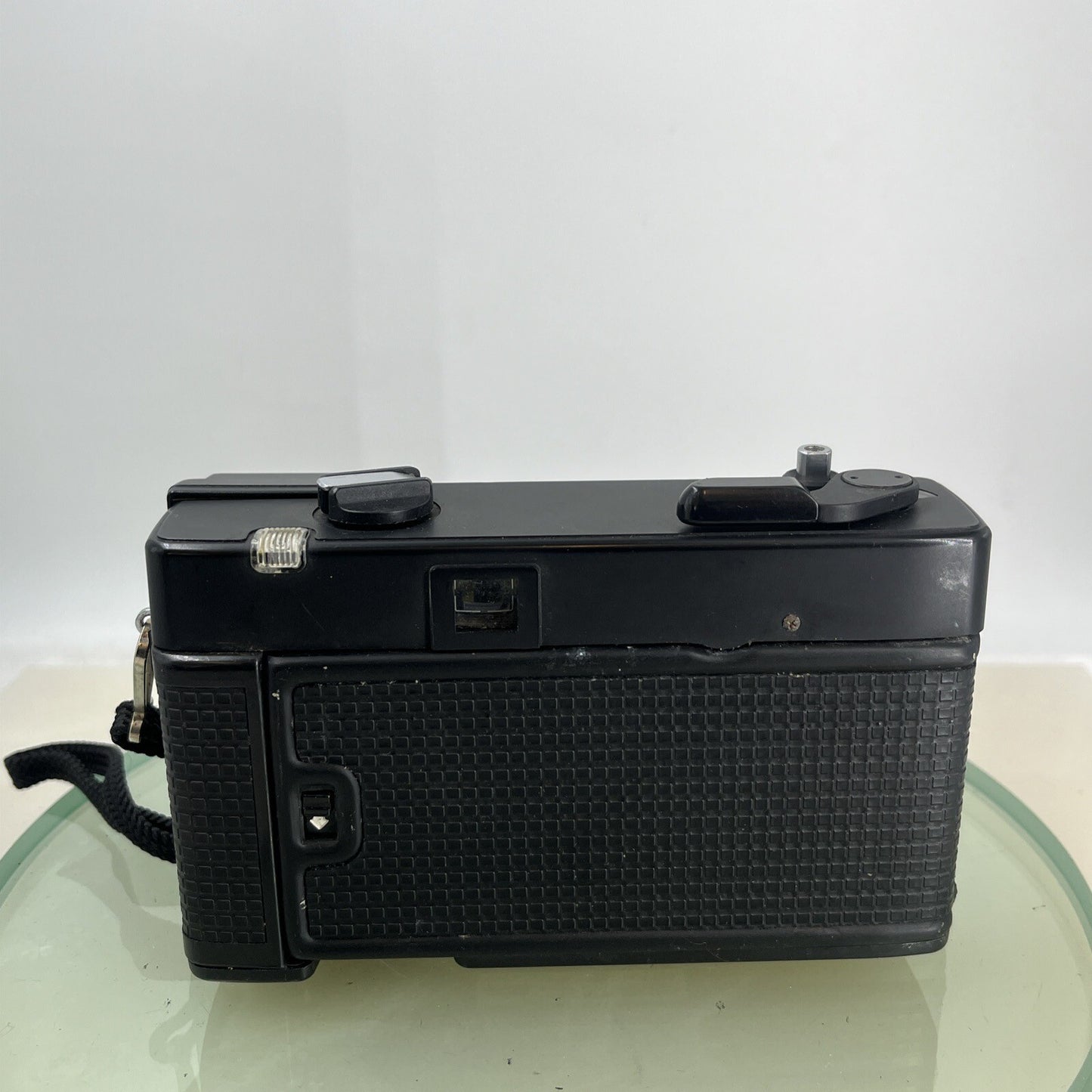 KONICA C35 EF-P VINTAGE 35mm FILM CAMERA MANUAL WIND HEXANON 38mm F4 LENS 4515