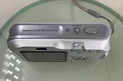 Sony Cyber-Shot DSC-P200 7.2MP Digital Camera WITH 512MB SD CARD TESTED - 9085