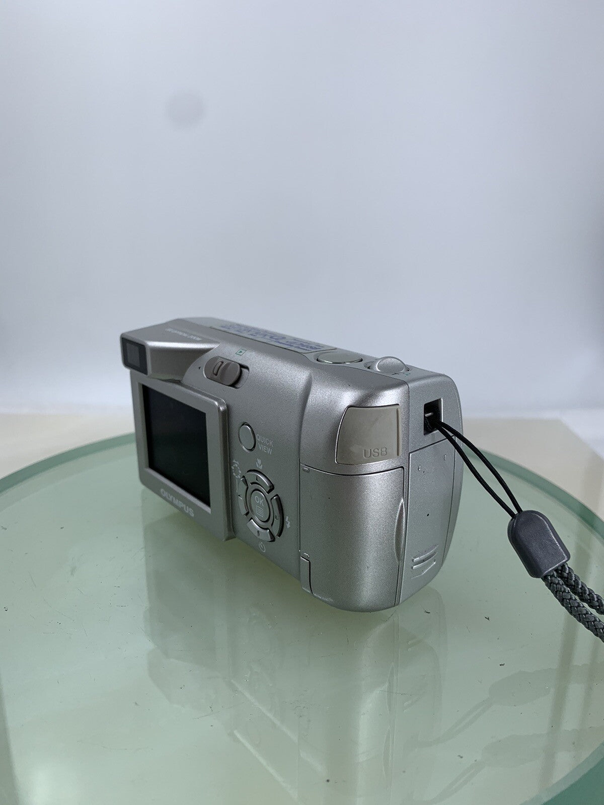 Vintage Olympus CAMEDIA C-310 Zoom SILVER CAMERA WITH COVER TESTED - 4693