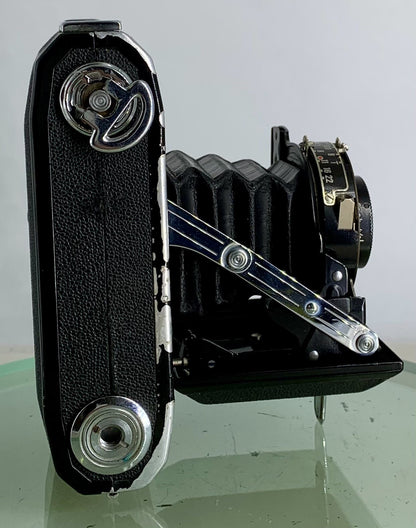 Zeiss Ikon Nettar 515 Camera Nettar Anastigmat 75mm f4.5 lens Derval shutter 6x91