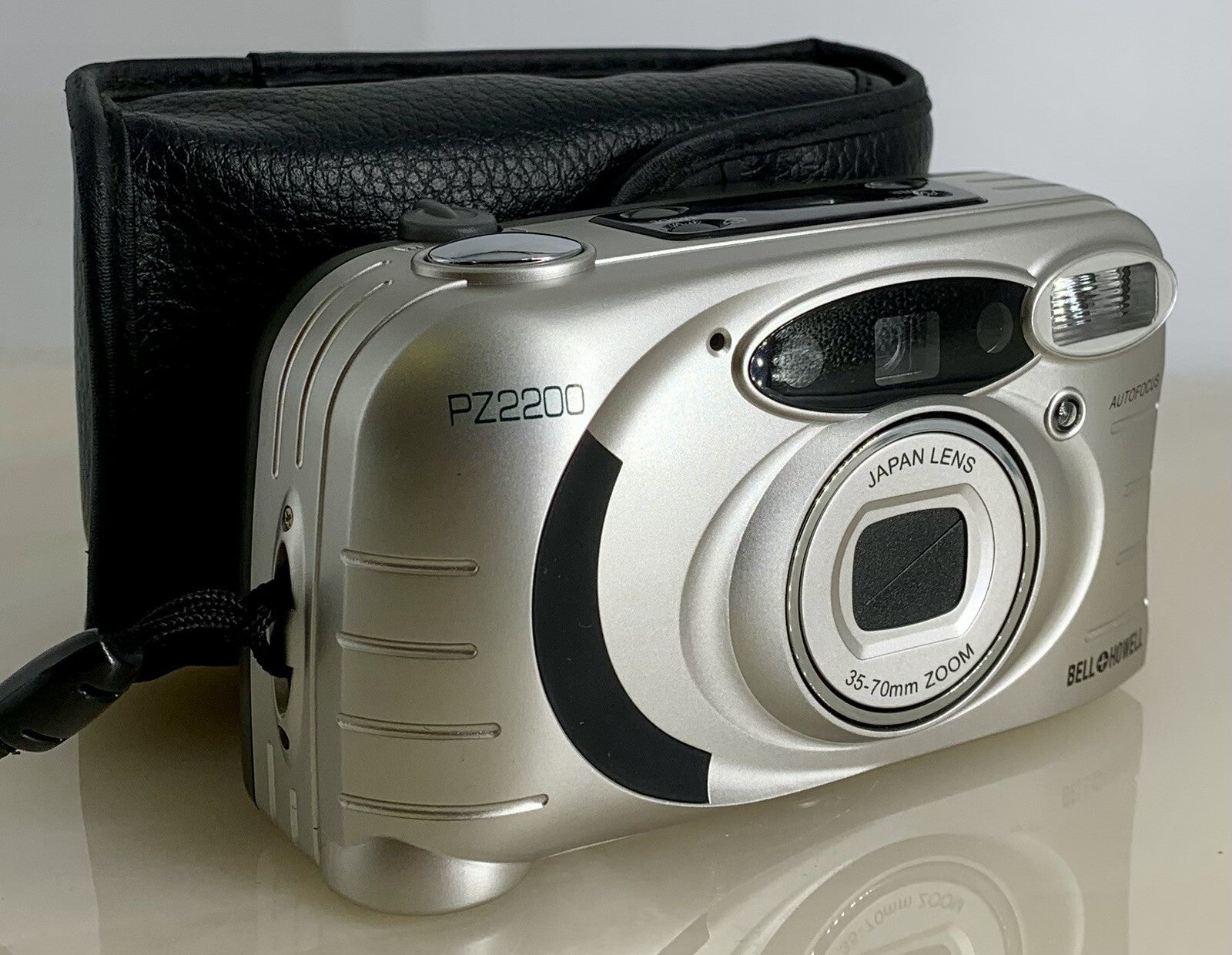 {MINT CONDITION} Bell+Howell PZ2200 Auto Focus 35mm Film Camera+Case+Tested -530