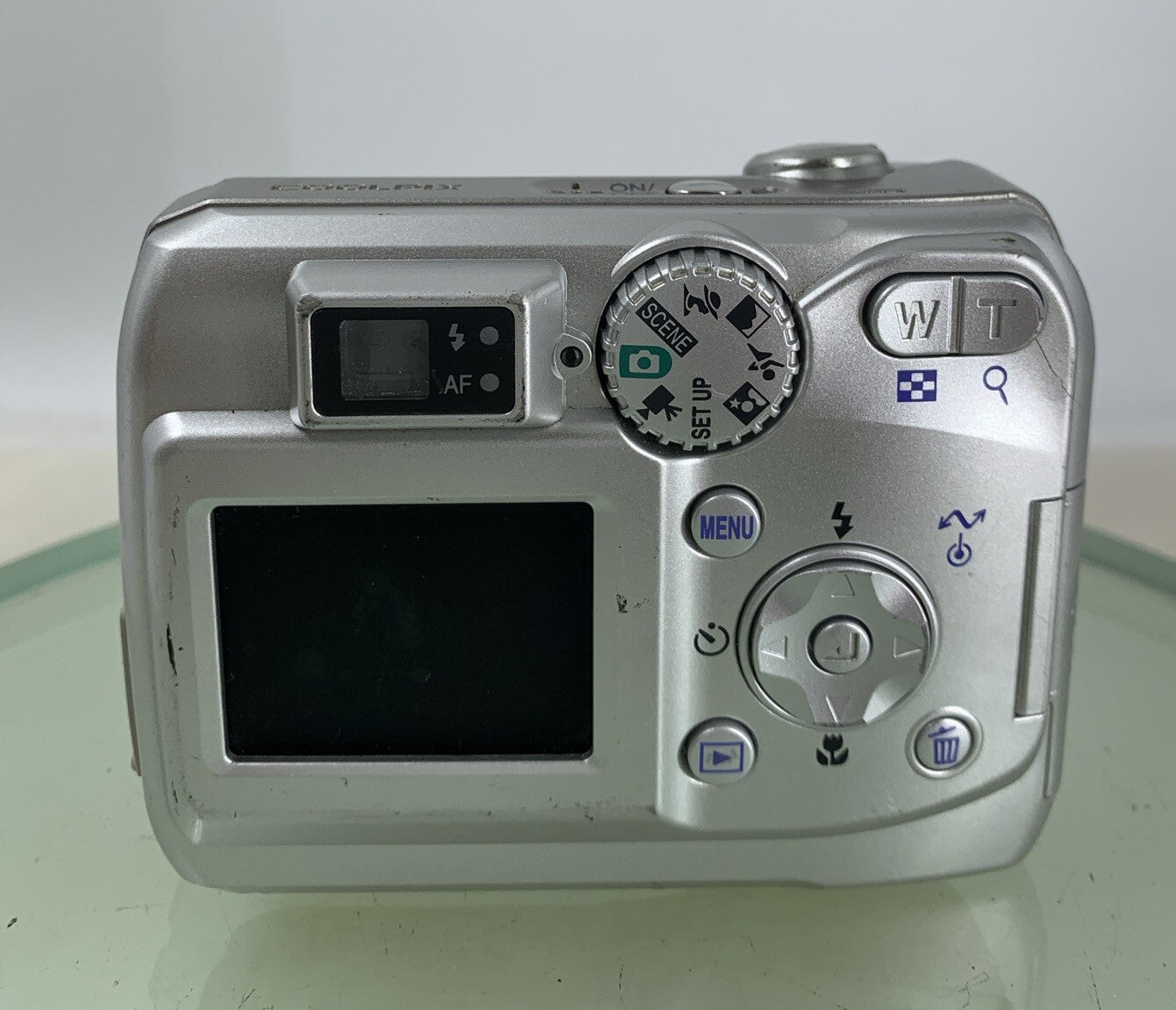 Nikon Coolpix 3200 Digital Camera SILVER WITH  NO CARD NO CHARGER TESTED - 5675