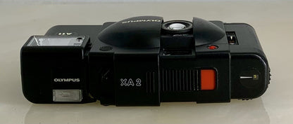 OLYMPUS XA2 Compact Camera 35mm Flash A11 D.ZUIKO 35mm f3.5 TESTED + Case 666