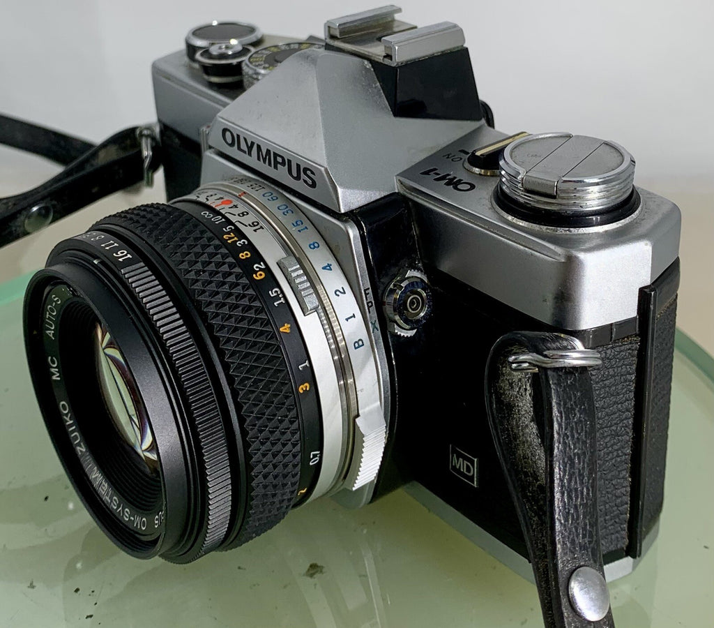 Olympus OM-1 MD 35mm SLR Film Camera &  Olympus ZUIKO  50mm f1.8 Lens- TESTED3016