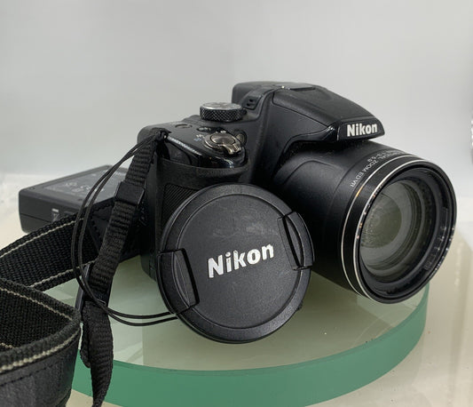 Nikon Coolpix P530 42X ZOOM Camera & CHARGER NO CARD, BLACK COLOR - TESTED - 3580