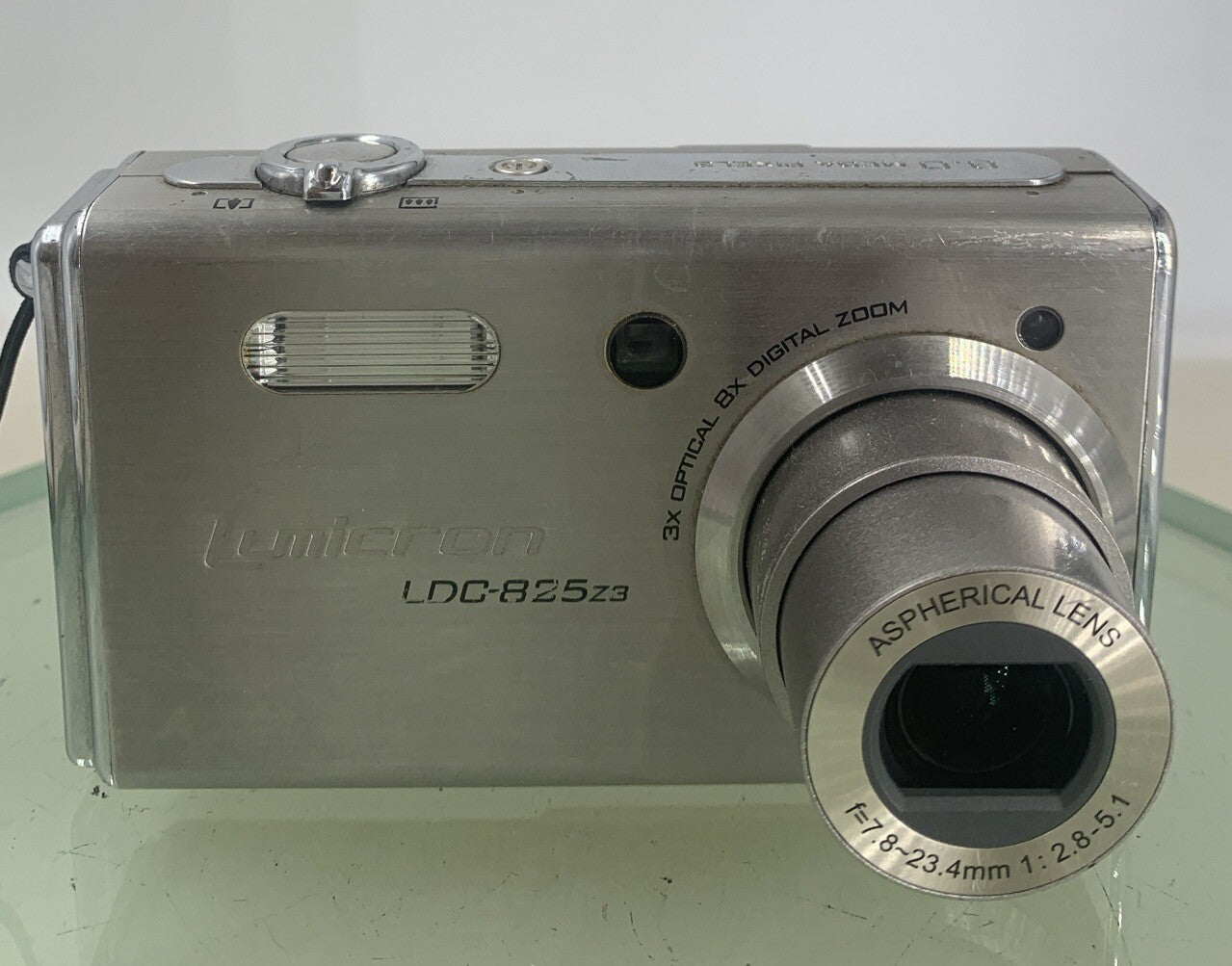 Lumicron Digital Camera LDC-825z3 3x Zoom SILVER WITH CHARGER TESTED - 1271