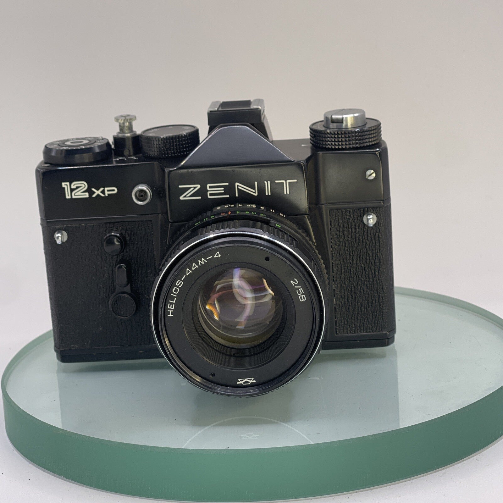 ZENIT 12 XP 35mm Film SLR Manual Camera with HELIOS-44M 58mm F/2 Lens   4 29012