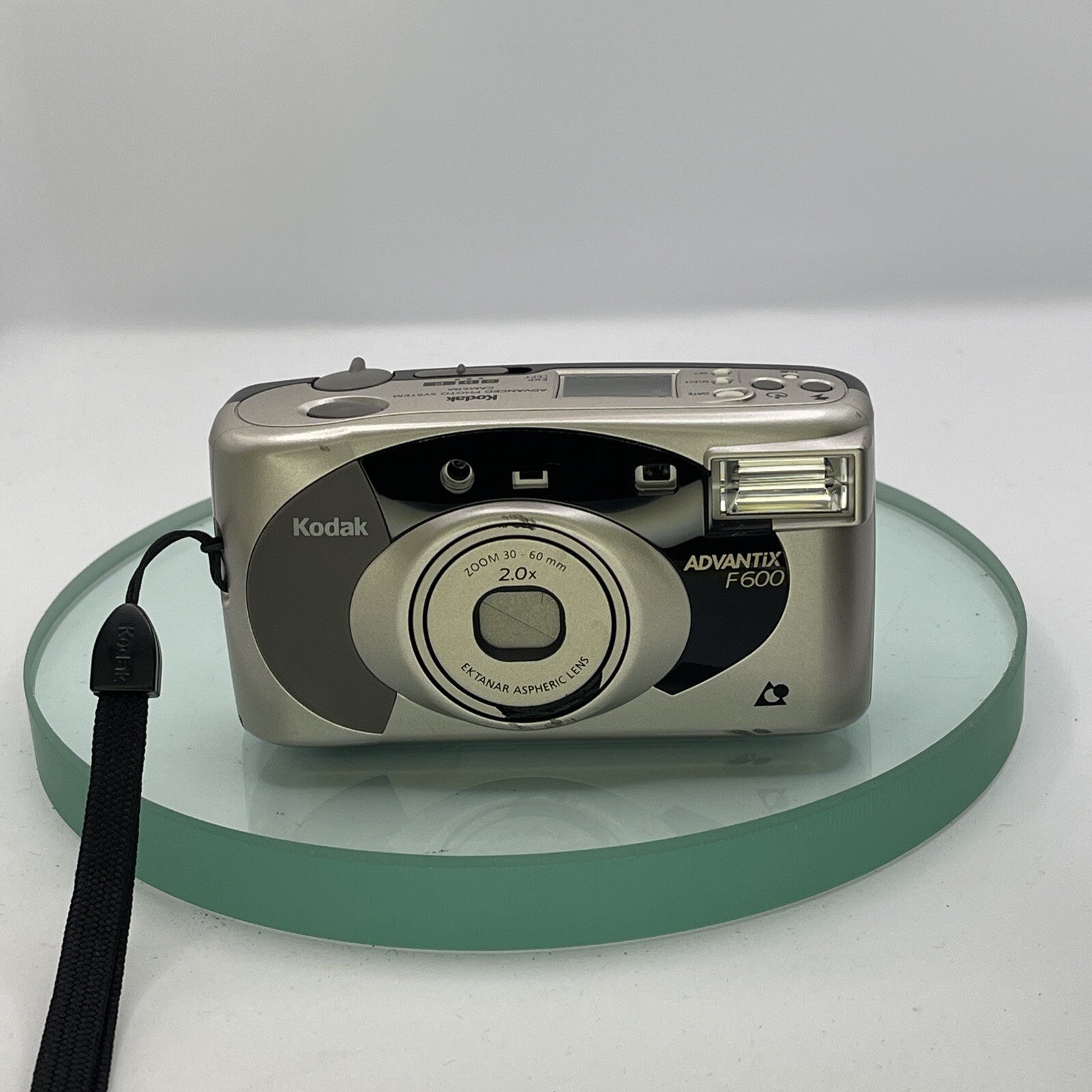 NICE RETRO 90'S KODAK ADVANTIX F600 CAMERA,ZOOM,ELECTRONIC FLASH, Tested #9651
