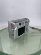 Fujifilm COMPACT Digital Camera FinePix A500 5.1MP SILVER + WIRE  TESTED - 825