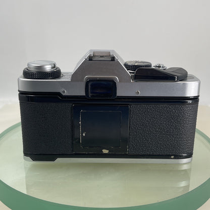 Olympus Om20 35mm slr film camera With Vivitar 28mm 1:2.8  Lens SERVICED  #6204