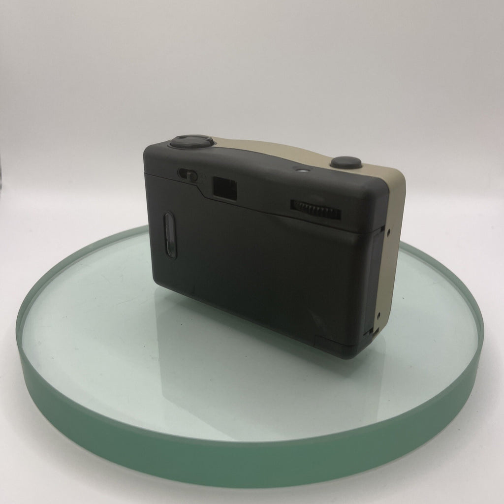 Vivitar Focus Free PN 2011 35mm Point & Shoot Camera Lomography #2655
