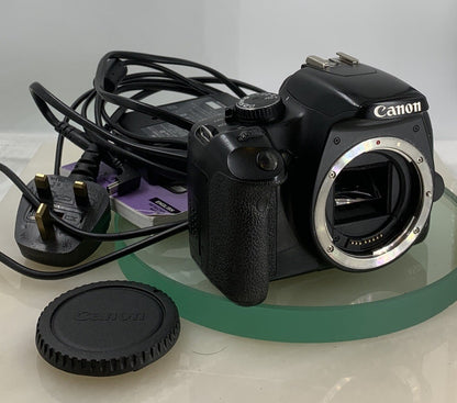 Canon EOS 450D 12.2 MP BLACK WITH CHARGER+WIRE AND BOOK MANUAL -TESTED -9100