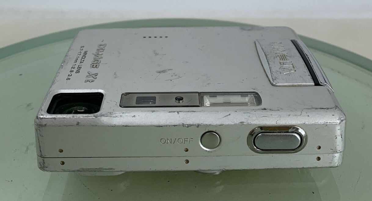 Konica Minolta Dimage XT 3.2MP Compact Digital Camera WITH CHARGER TESTED - 8427