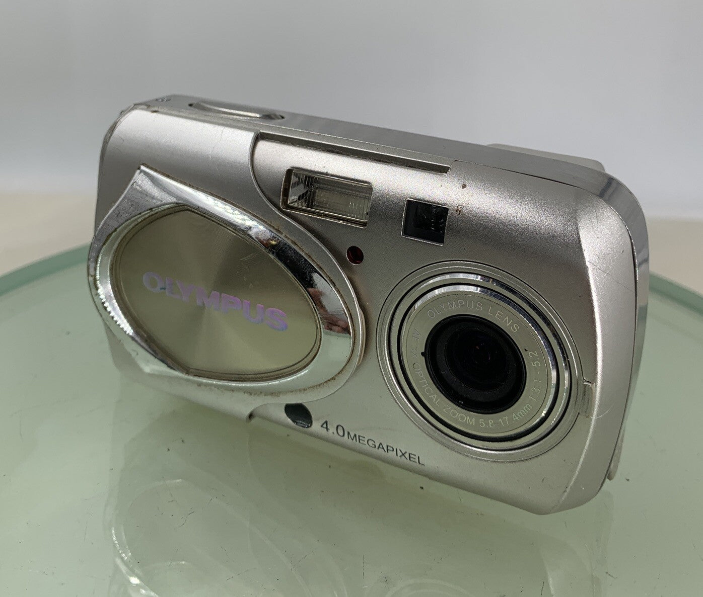 Olympus U MJU 400 COMPACT DIGITAL CAMERA WITH CHARGER SILVER  TESTED - 8991