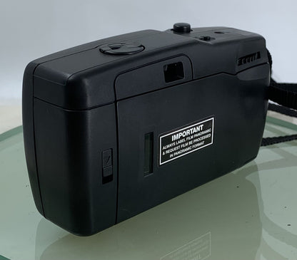 Panorama Wide Pic 35mm Film Point and Shoot Camera BLACK + COVER - TESTED - 8825