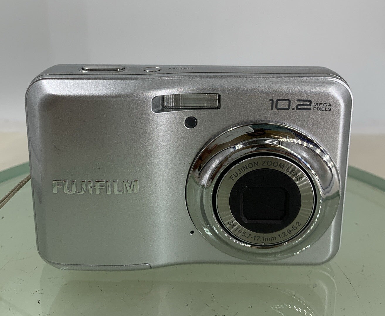 Fujifilm FINEPIX Compact DIGITAL CAMERA A160 10.2 MP SILVER NO CARD TESTED - 301
