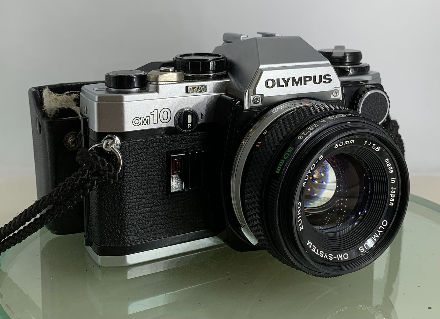 Olympus OM10 35mm Film SLR Manual Camera +Olympus 50/1.8 MC Zuiko Lens TESTED4950