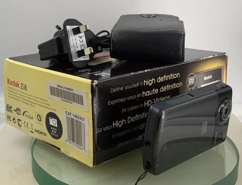 Kodak Zi8 Pocket DIGITAL HD VIDEO CAMERA WITH BOX+CHARGER+COVER TESTED - 5240